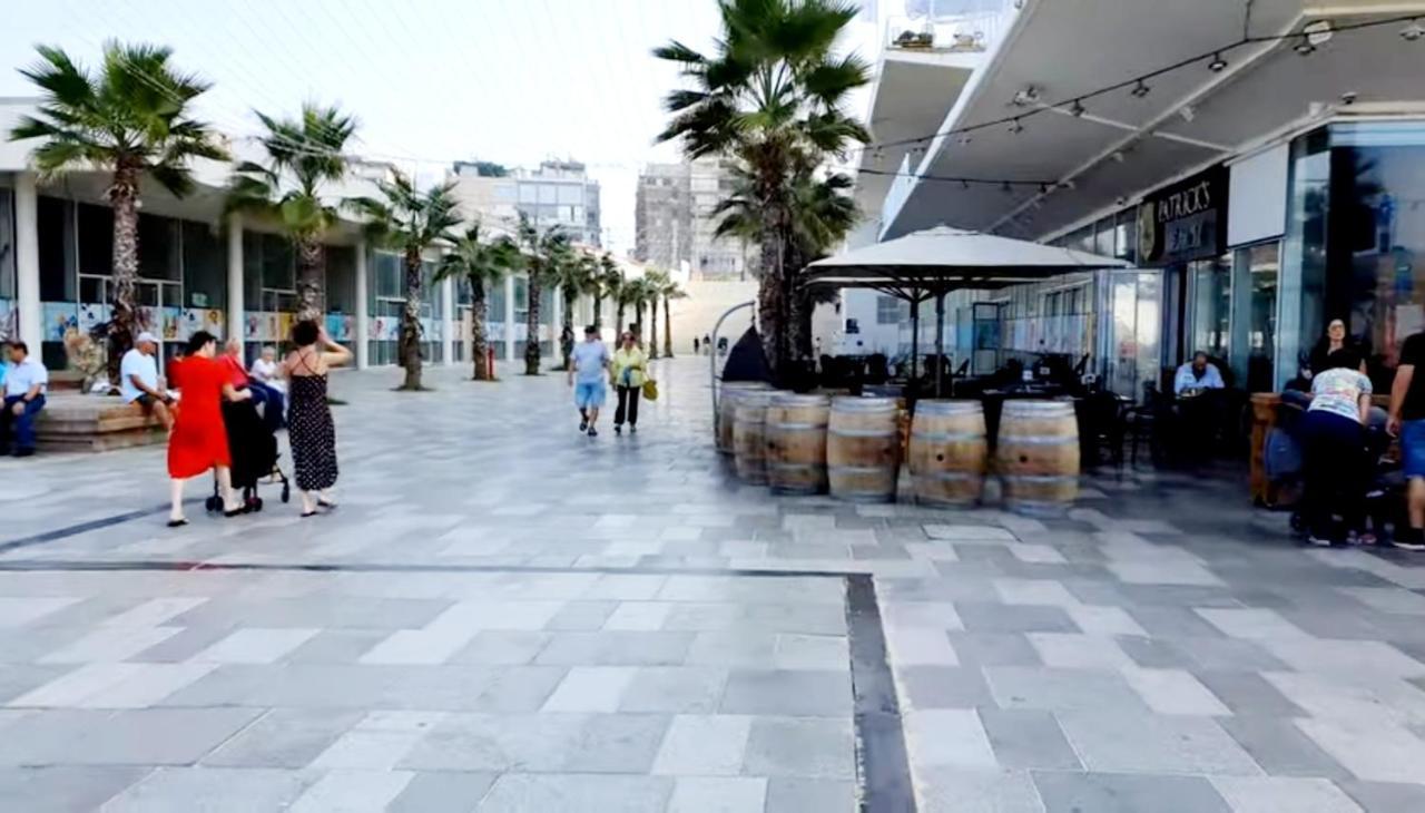 7 Hotel Apartment Short Time Tlv Bat Yam Bagian luar foto