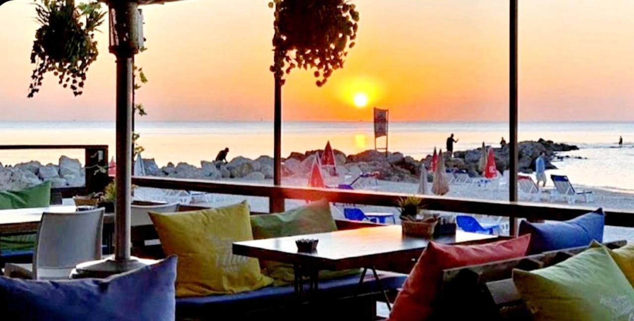7 Hotel Apartment Short Time Tlv Bat Yam Bagian luar foto